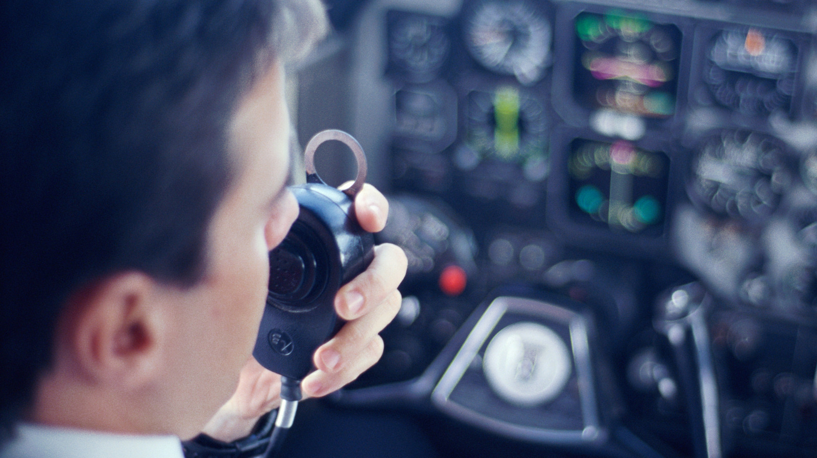 Como superar o medo das comunicações com o ATC